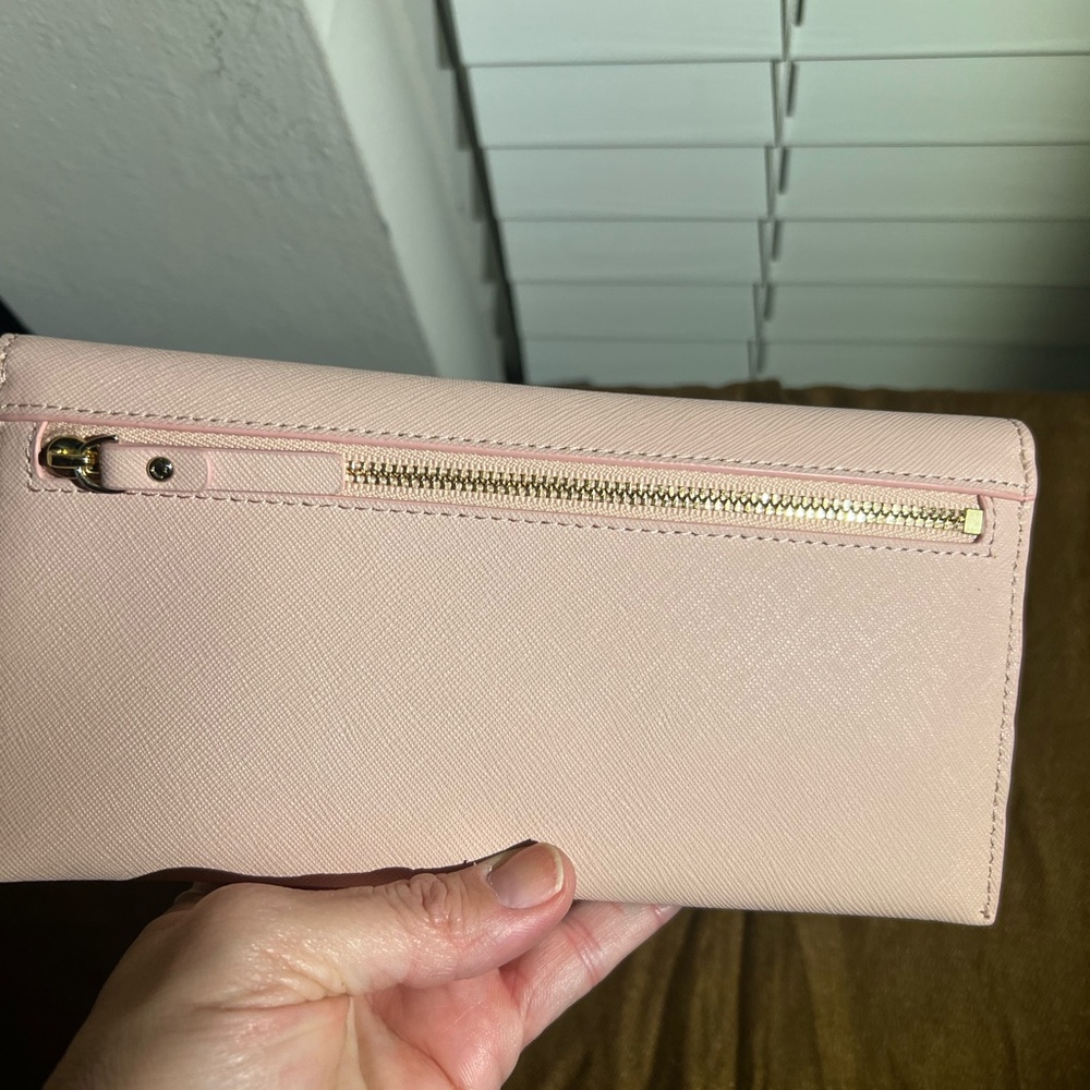 Kate Spade pink and red leather wallet. Rare and in great condition - Picture 12 of 15